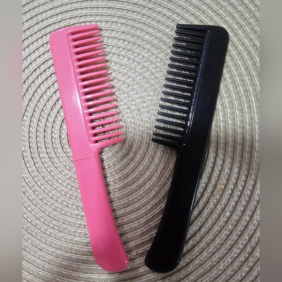 Pink Comb Knife Set - Picture 2 of 2